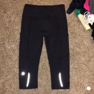 Cropped Black Lululemon Leggings